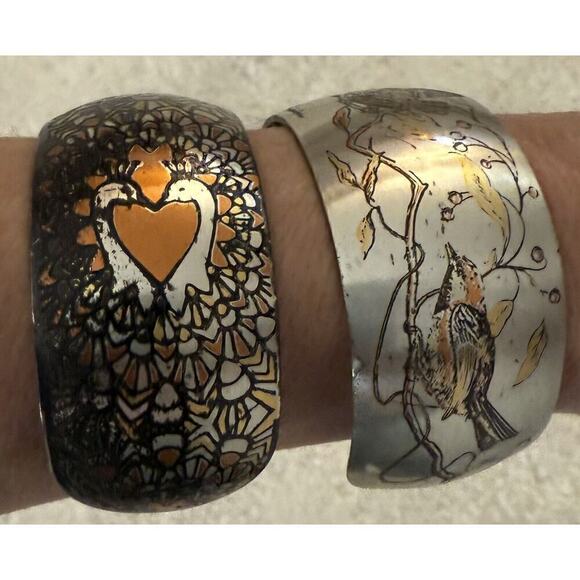 2 Vtg Reed and Barton Silver Damascene Birds Audubon & Heart Cuff Bracelets - Picture 5 of 9